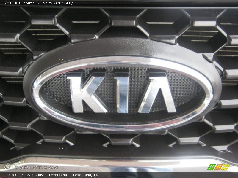 Spicy Red / Gray 2011 Kia Sorento LX