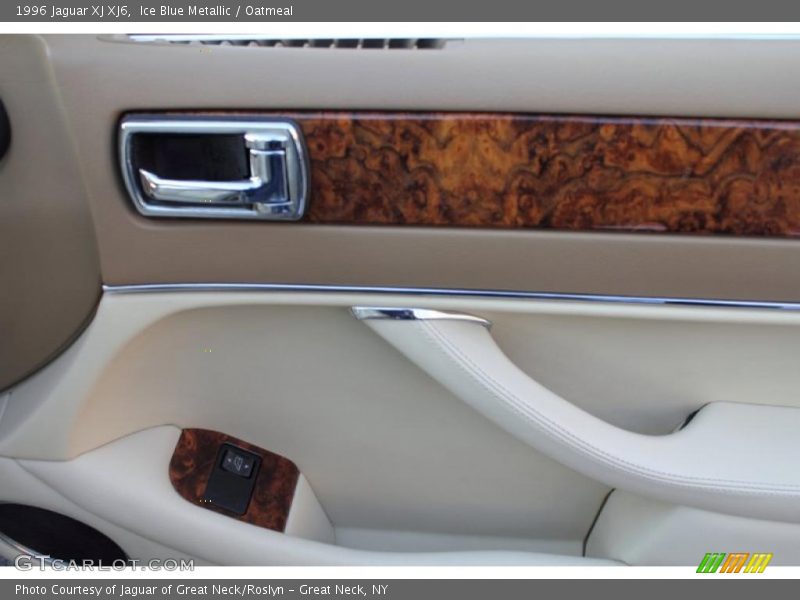 Door Panel of 1996 XJ XJ6