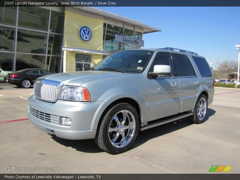 Silver Birch Metallic / Dove Grey 2005 Lincoln Navigator Luxury