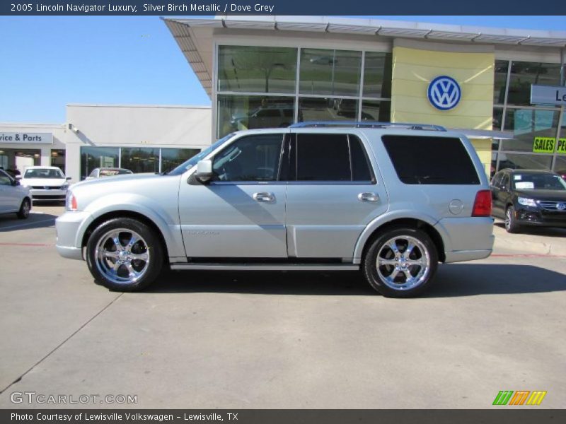 Silver Birch Metallic / Dove Grey 2005 Lincoln Navigator Luxury