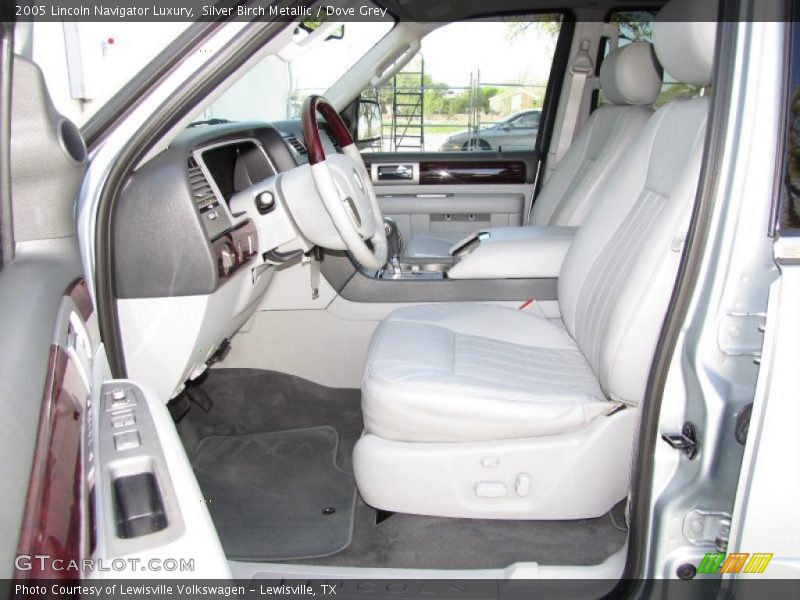 Silver Birch Metallic / Dove Grey 2005 Lincoln Navigator Luxury