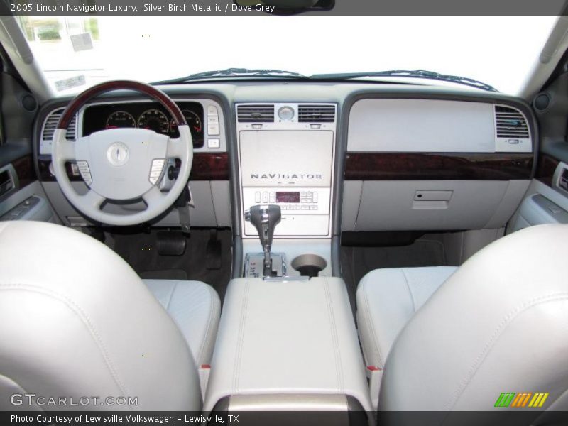 Silver Birch Metallic / Dove Grey 2005 Lincoln Navigator Luxury