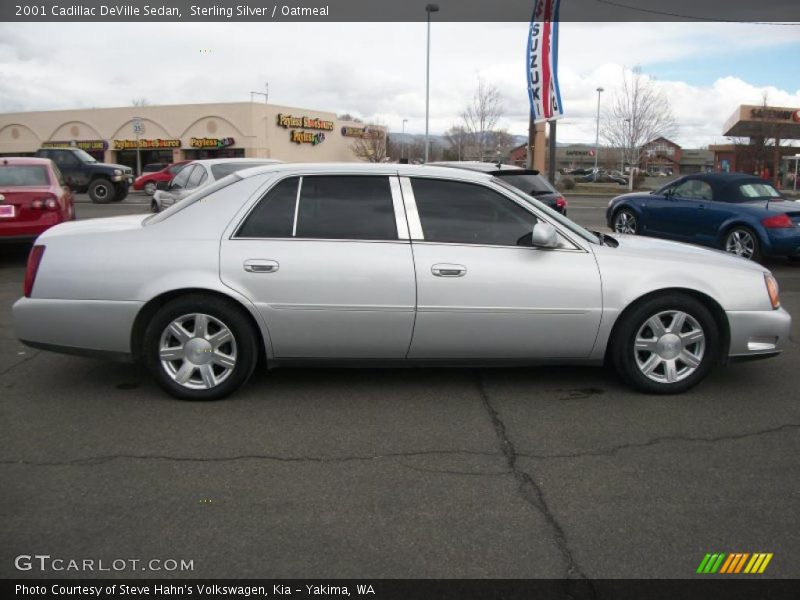 Sterling Silver / Oatmeal 2001 Cadillac DeVille Sedan