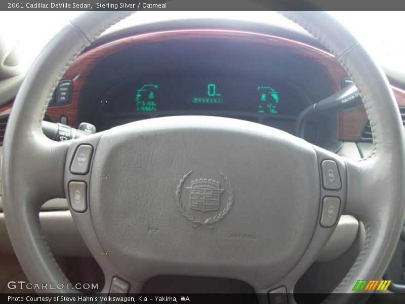 Sterling Silver / Oatmeal 2001 Cadillac DeVille Sedan