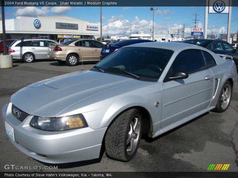Silver Metallic / Medium Graphite 2004 Ford Mustang V6 Coupe