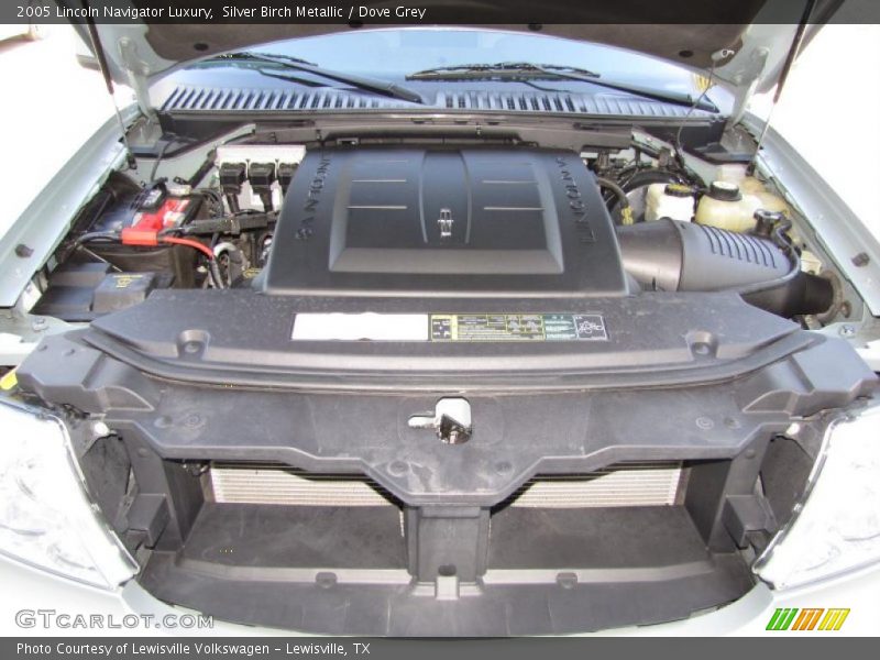 Silver Birch Metallic / Dove Grey 2005 Lincoln Navigator Luxury