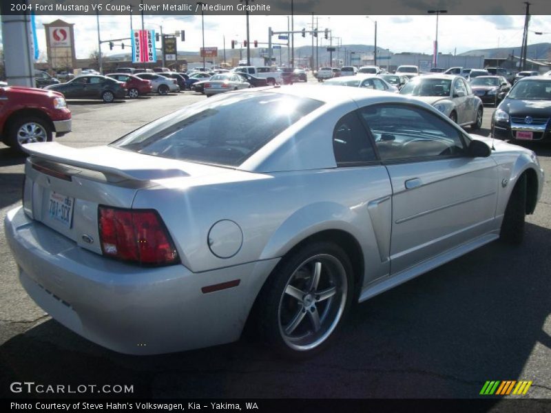 Silver Metallic / Medium Graphite 2004 Ford Mustang V6 Coupe