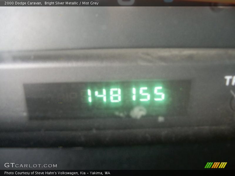 Bright Silver Metallic / Mist Grey 2000 Dodge Caravan