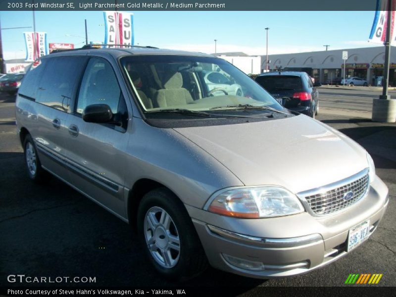 Light Parchment Gold Metallic / Medium Parchment 2003 Ford Windstar SE