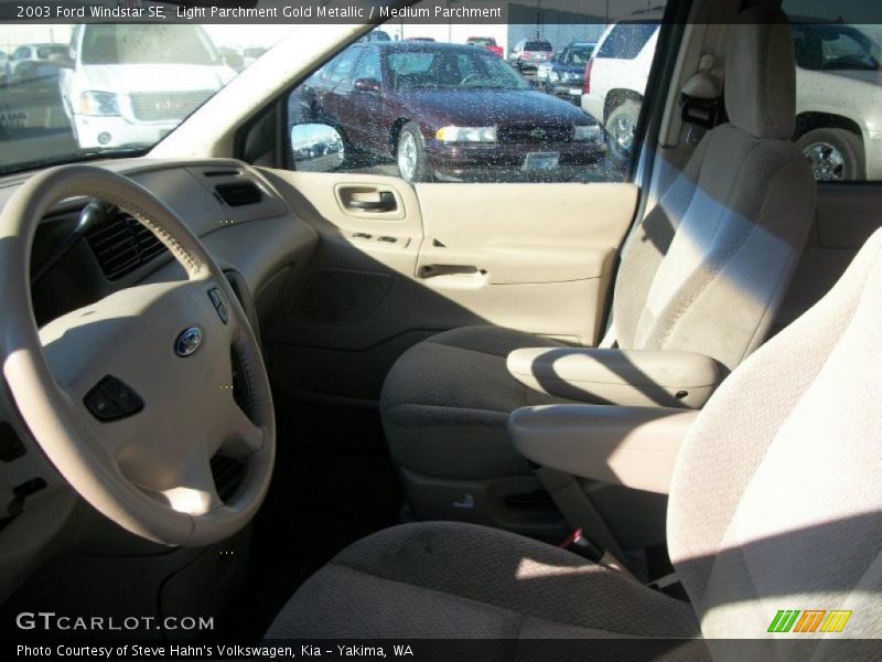 Light Parchment Gold Metallic / Medium Parchment 2003 Ford Windstar SE
