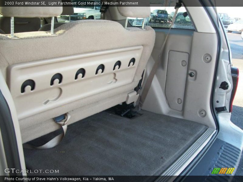 Light Parchment Gold Metallic / Medium Parchment 2003 Ford Windstar SE