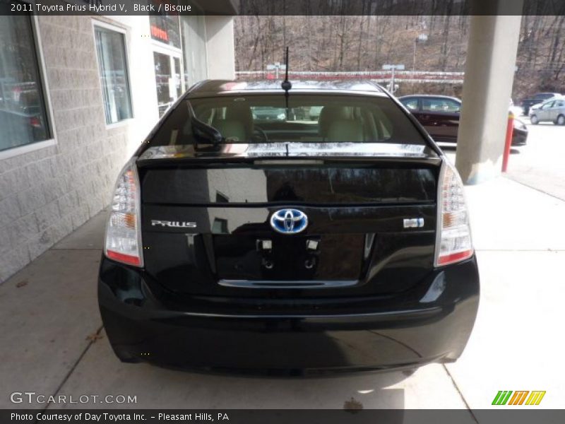 Black / Bisque 2011 Toyota Prius Hybrid V