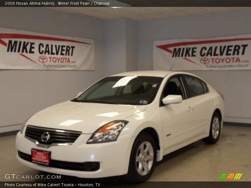 Winter Frost Pearl / Charcoal 2009 Nissan Altima Hybrid