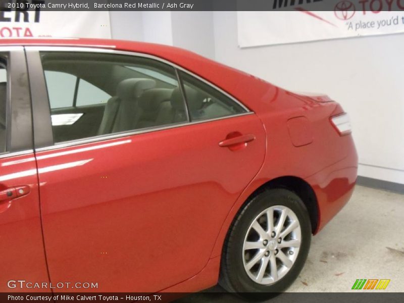 Barcelona Red Metallic / Ash Gray 2010 Toyota Camry Hybrid