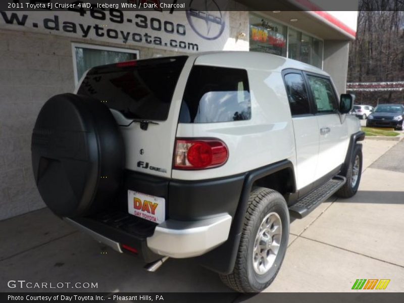 Iceberg White / Dark Charcoal 2011 Toyota FJ Cruiser 4WD
