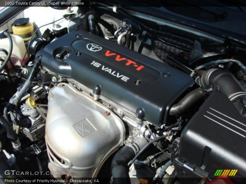 Super White / Stone 2002 Toyota Camry LE