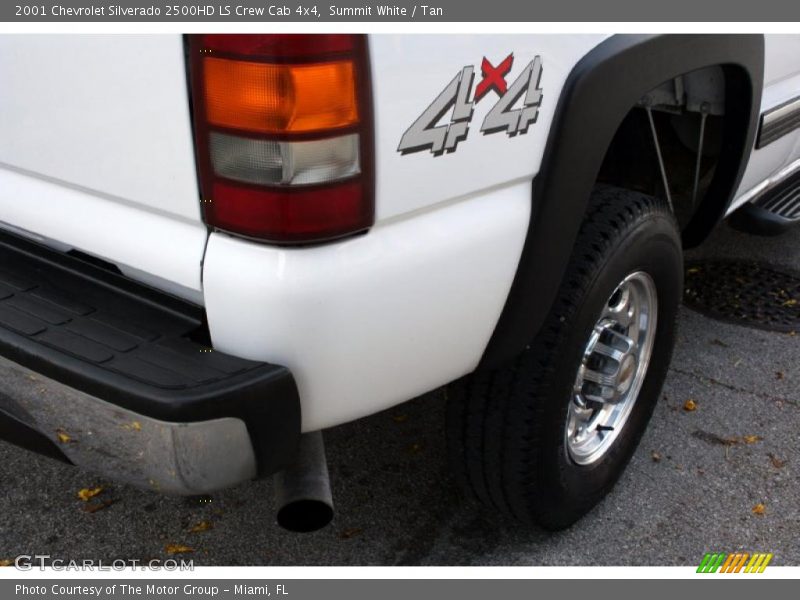Summit White / Tan 2001 Chevrolet Silverado 2500HD LS Crew Cab 4x4