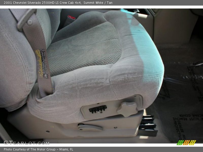 Summit White / Tan 2001 Chevrolet Silverado 2500HD LS Crew Cab 4x4