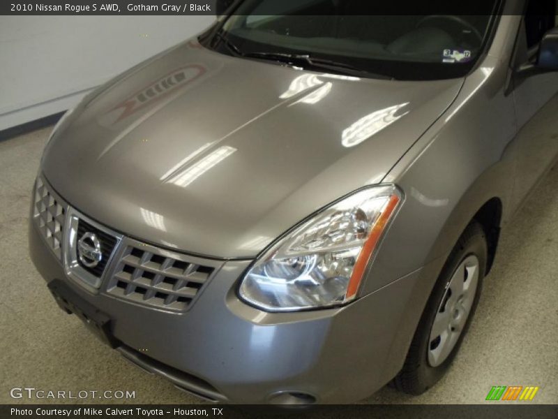 Gotham Gray / Black 2010 Nissan Rogue S AWD