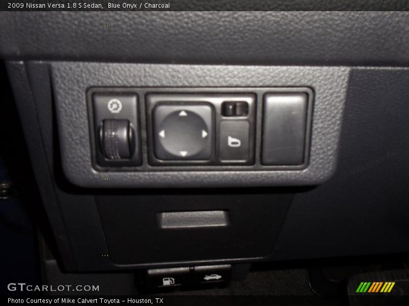 Blue Onyx / Charcoal 2009 Nissan Versa 1.8 S Sedan