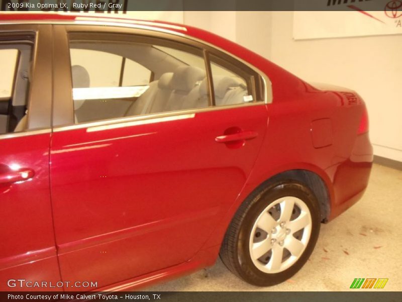 Ruby Red / Gray 2009 Kia Optima LX