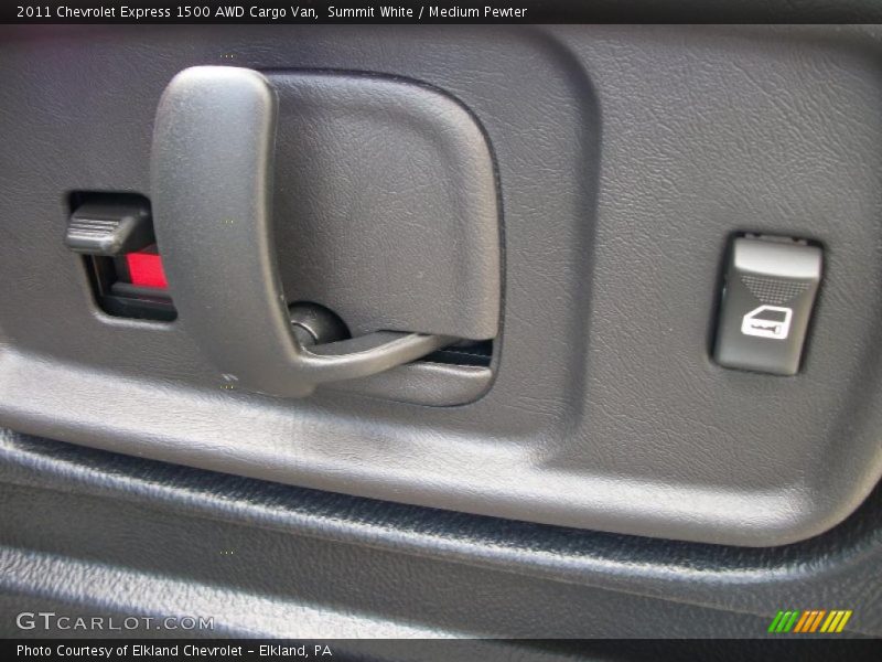 Controls of 2011 Express 1500 AWD Cargo Van