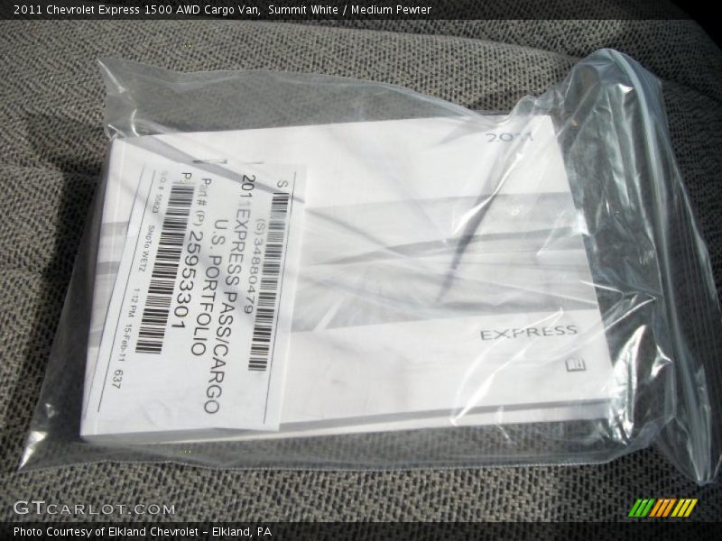 Summit White / Medium Pewter 2011 Chevrolet Express 1500 AWD Cargo Van
