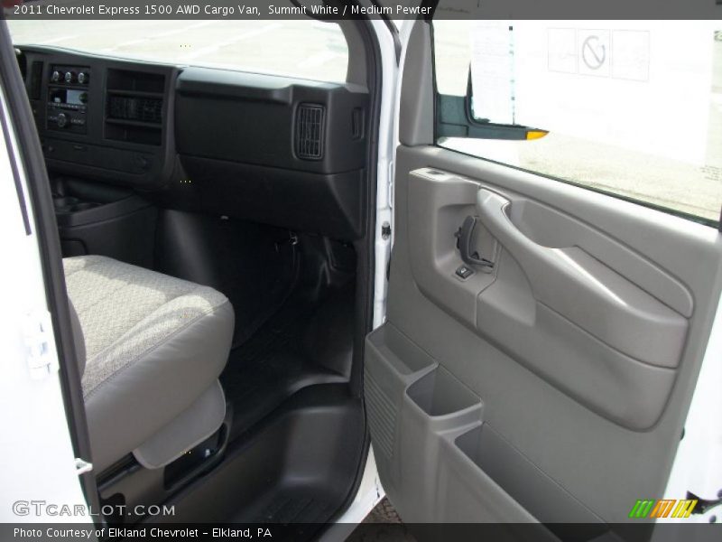 Summit White / Medium Pewter 2011 Chevrolet Express 1500 AWD Cargo Van