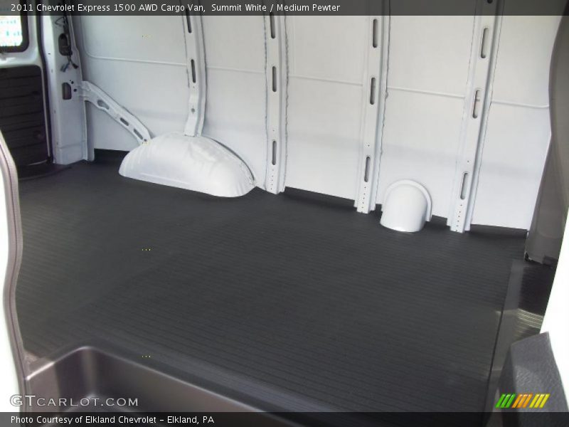  2011 Express 1500 AWD Cargo Van Trunk