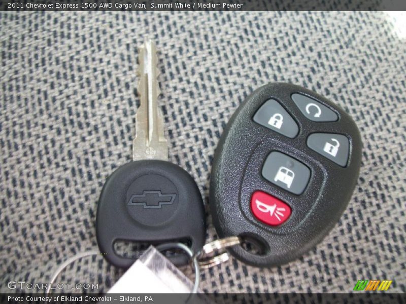 Summit White / Medium Pewter 2011 Chevrolet Express 1500 AWD Cargo Van