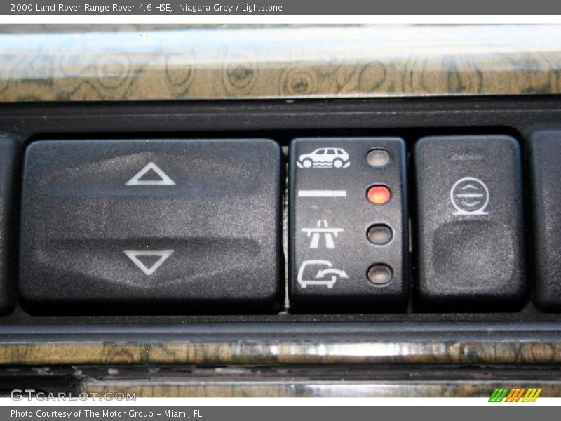 Controls of 2000 Range Rover 4.6 HSE