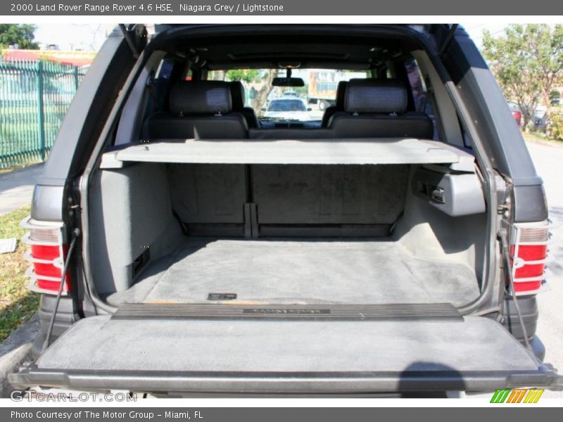  2000 Range Rover 4.6 HSE Trunk