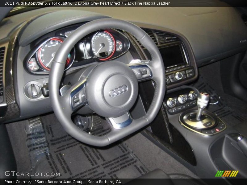  2011 R8 Spyder 5.2 FSI quattro Steering Wheel