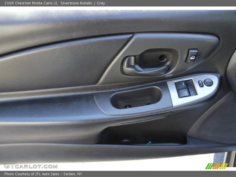 Silverstone Metallic / Gray 2006 Chevrolet Monte Carlo LS