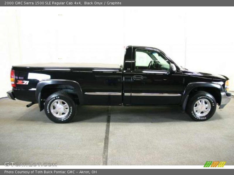 Black Onyx / Graphite 2000 GMC Sierra 1500 SLE Regular Cab 4x4
