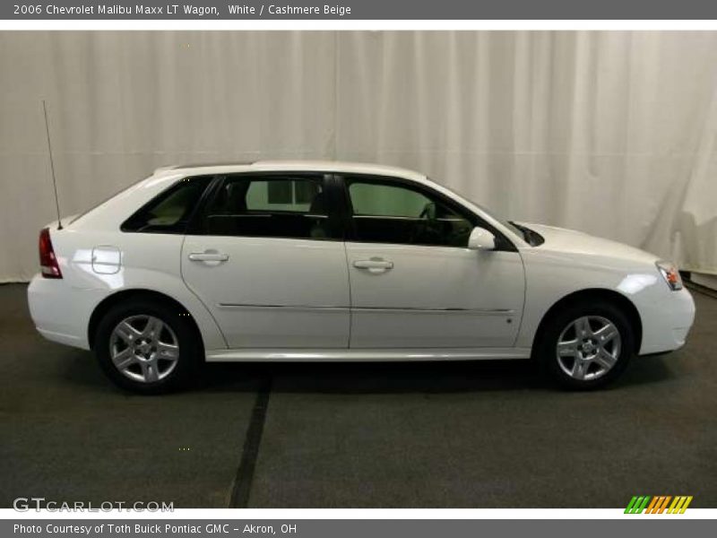 White / Cashmere Beige 2006 Chevrolet Malibu Maxx LT Wagon