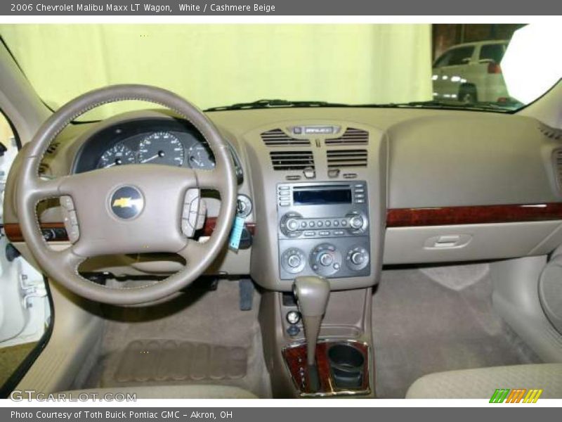 White / Cashmere Beige 2006 Chevrolet Malibu Maxx LT Wagon
