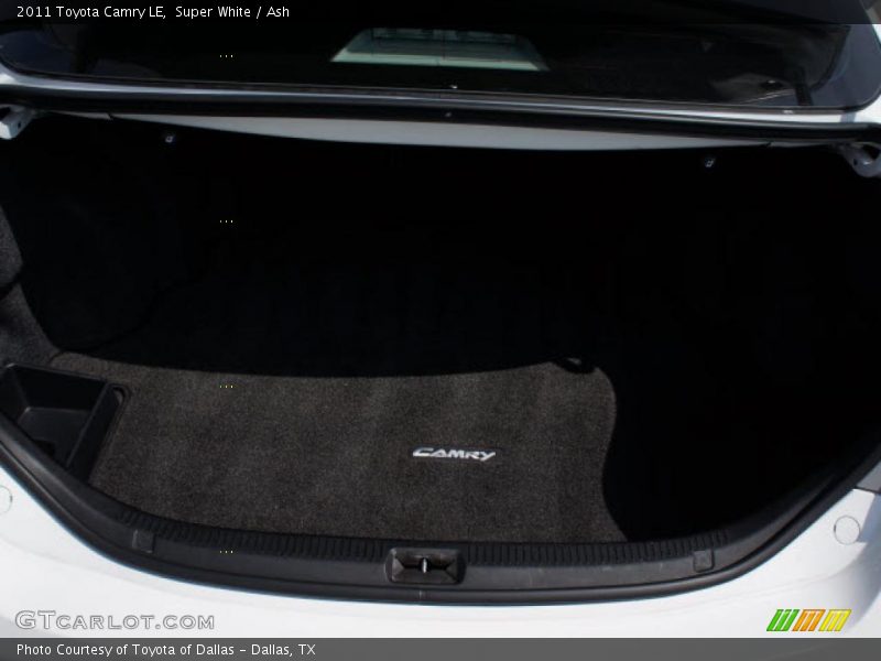 Super White / Ash 2011 Toyota Camry LE