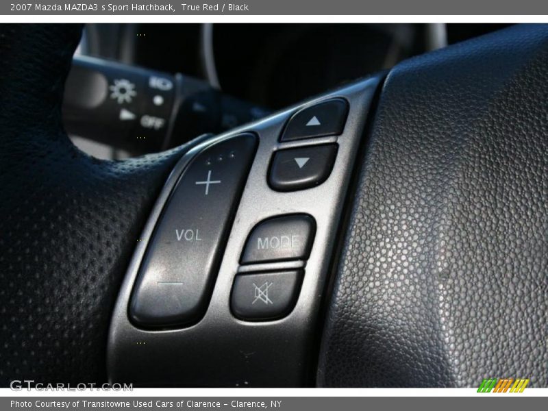 Controls of 2007 MAZDA3 s Sport Hatchback