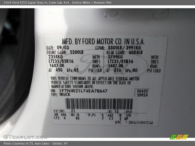 Oxford White / Medium Flint 2004 Ford F250 Super Duty XL Crew Cab 4x4