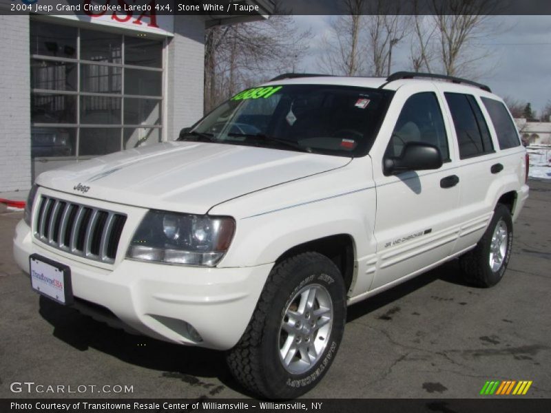 Stone White / Taupe 2004 Jeep Grand Cherokee Laredo 4x4