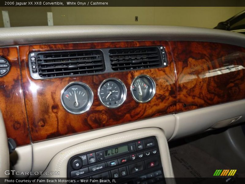  2006 XK XK8 Convertible XK8 Convertible Gauges