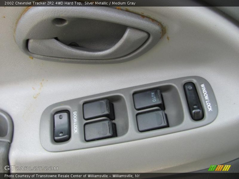 Silver Metallic / Medium Gray 2002 Chevrolet Tracker ZR2 4WD Hard Top
