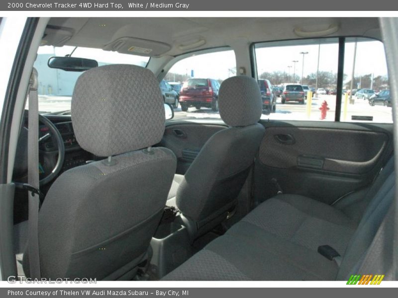 White / Medium Gray 2000 Chevrolet Tracker 4WD Hard Top