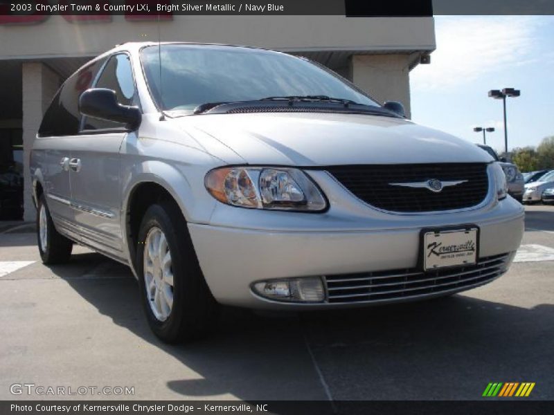 Bright Silver Metallic / Navy Blue 2003 Chrysler Town & Country LXi