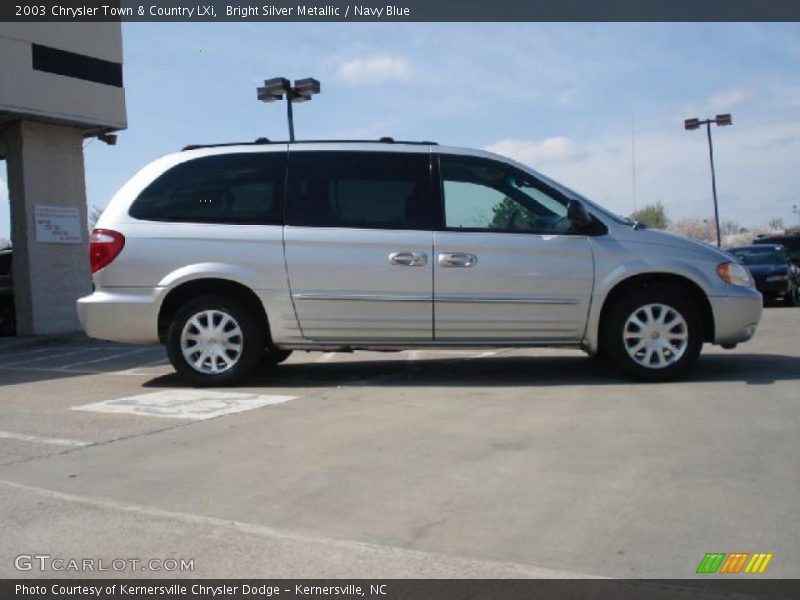 Bright Silver Metallic / Navy Blue 2003 Chrysler Town & Country LXi