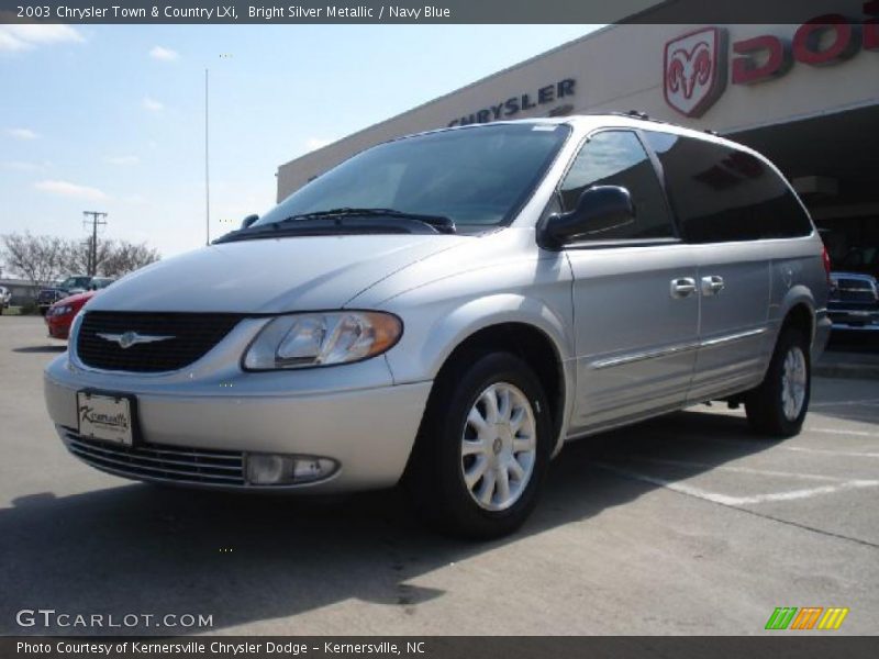 Bright Silver Metallic / Navy Blue 2003 Chrysler Town & Country LXi