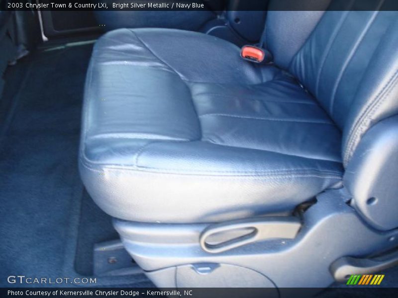 Bright Silver Metallic / Navy Blue 2003 Chrysler Town & Country LXi