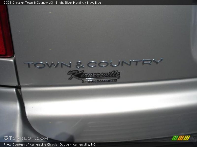 Bright Silver Metallic / Navy Blue 2003 Chrysler Town & Country LXi