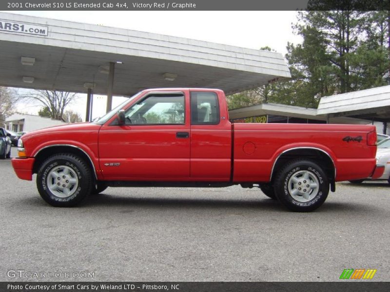 Victory Red / Graphite 2001 Chevrolet S10 LS Extended Cab 4x4